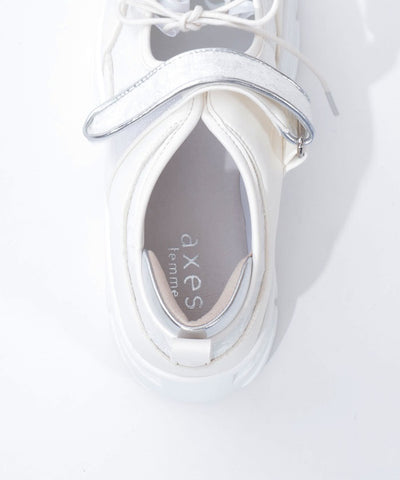 Lace Design Open Sneakers