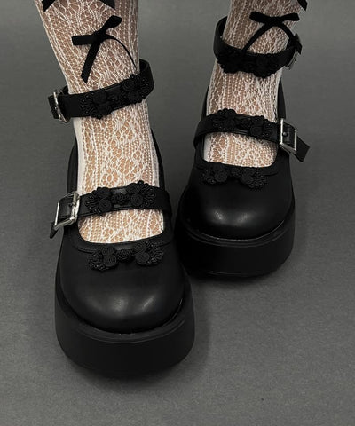 Chinese Button Platform Shoes