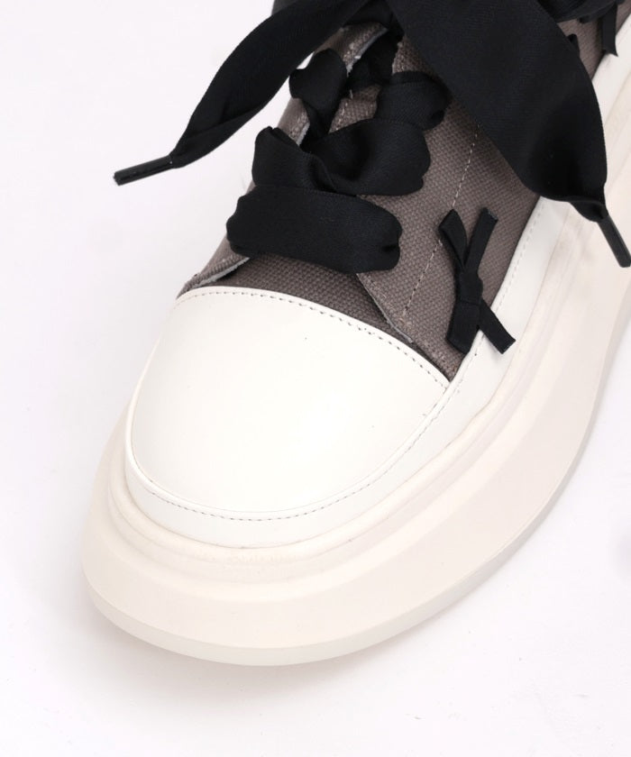 Petit Ribbon Sneakers