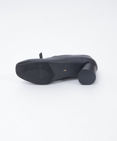 Square Toe Row Ribbons Pumps