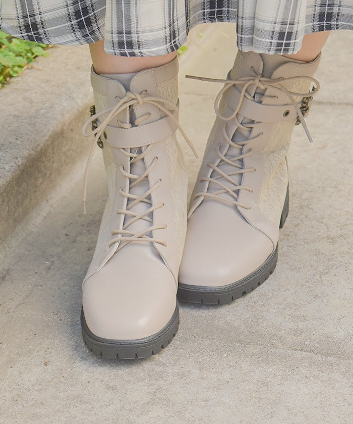 Lace Work Boots with Belt