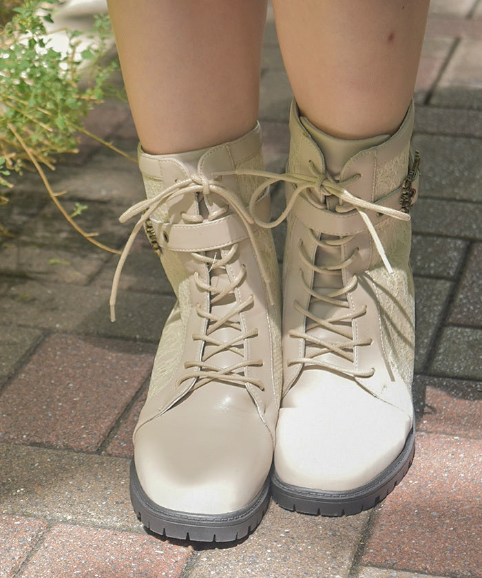 Lace Work Boots with Belt