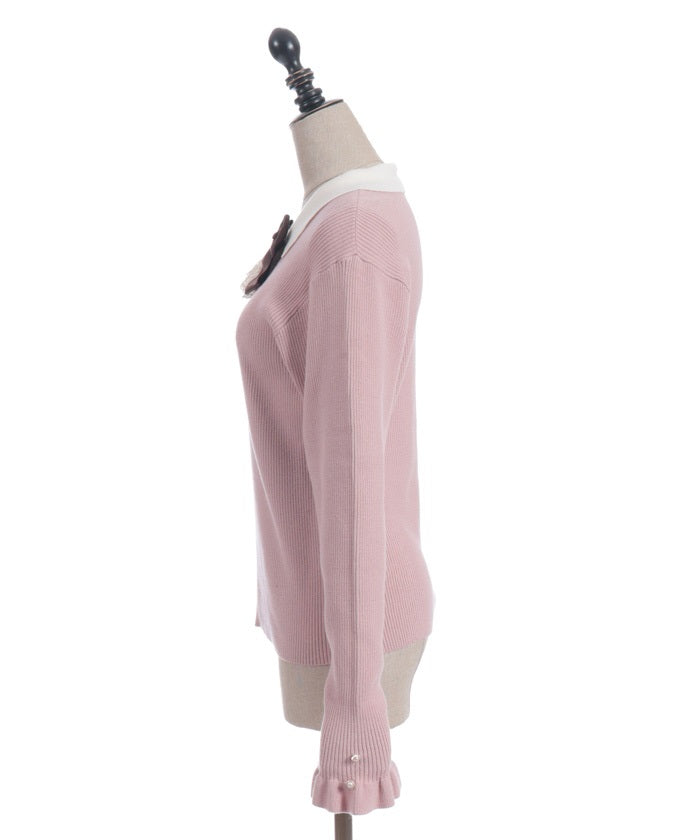 Bicolor Collar Knit Top with Brooch