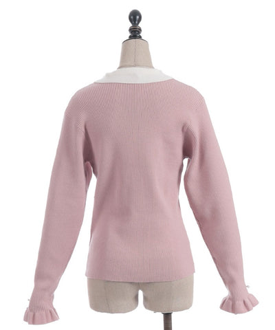 Bicolor Collar Knit Top with Brooch