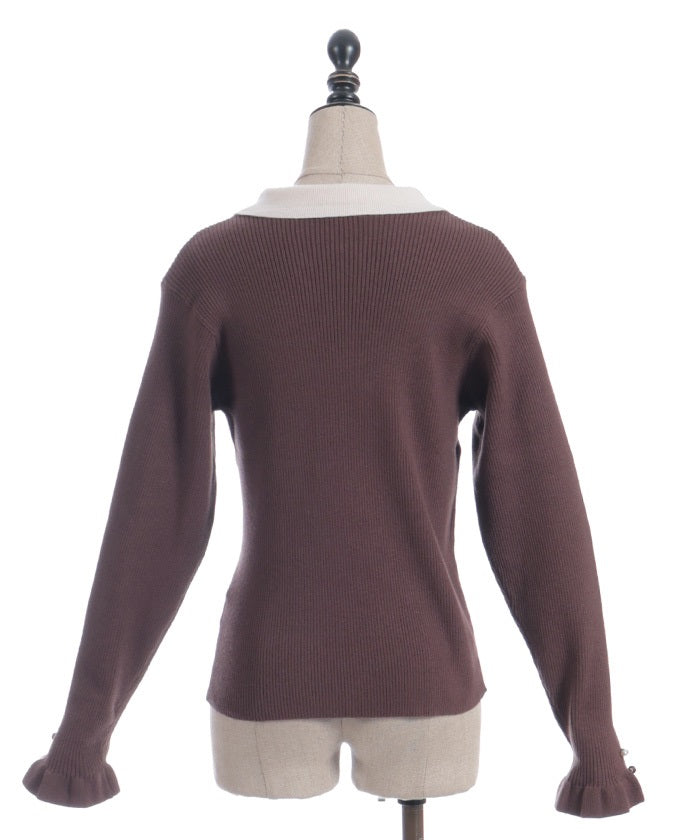 Bicolor Collar Knit Top with Brooch