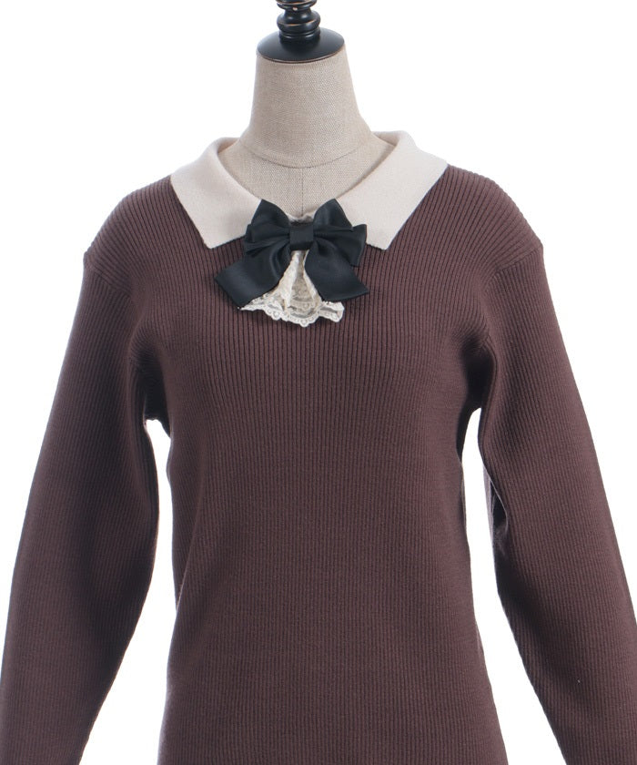 Bicolor Collar Knit Top with Brooch