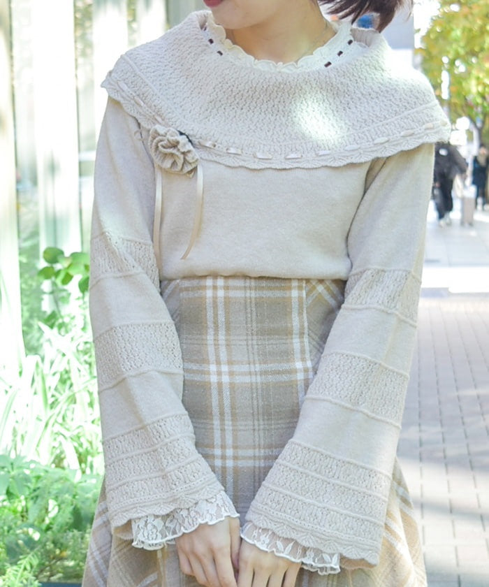 Rose Corsage Knit