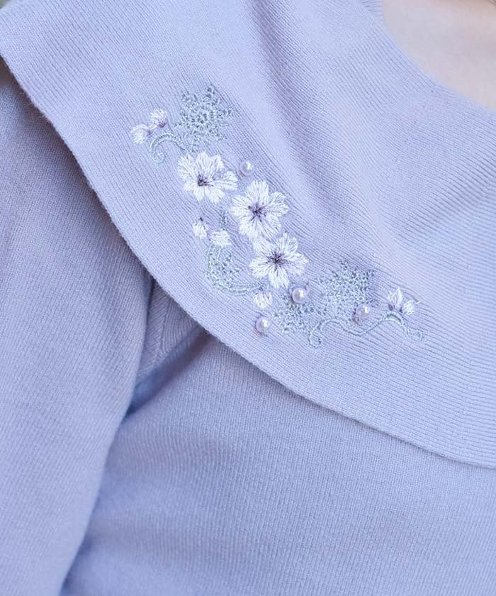 Snow Sakura Embroidery Off-Shoulder Knit Top