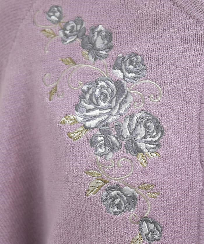 Rose Embroidery Knit Poncho