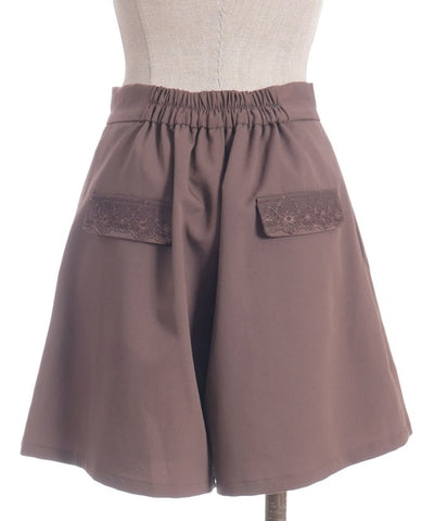 Back Lace Design Short Pants