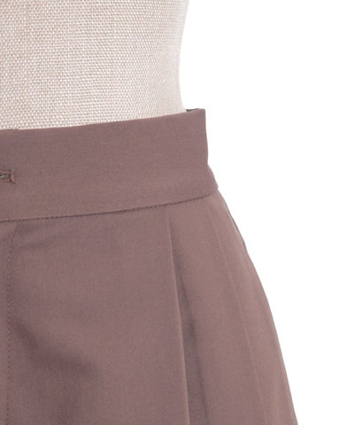 Back Lace Design Short Pants