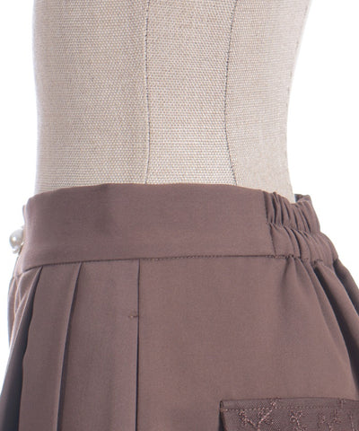 Back Lace Design Short Pants