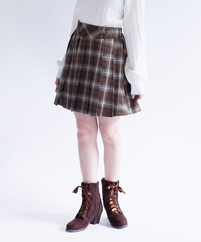 Button Design Check Skort