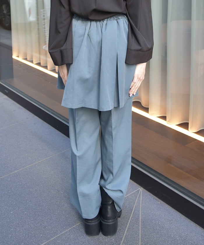 Layered Pants with Chinese Button