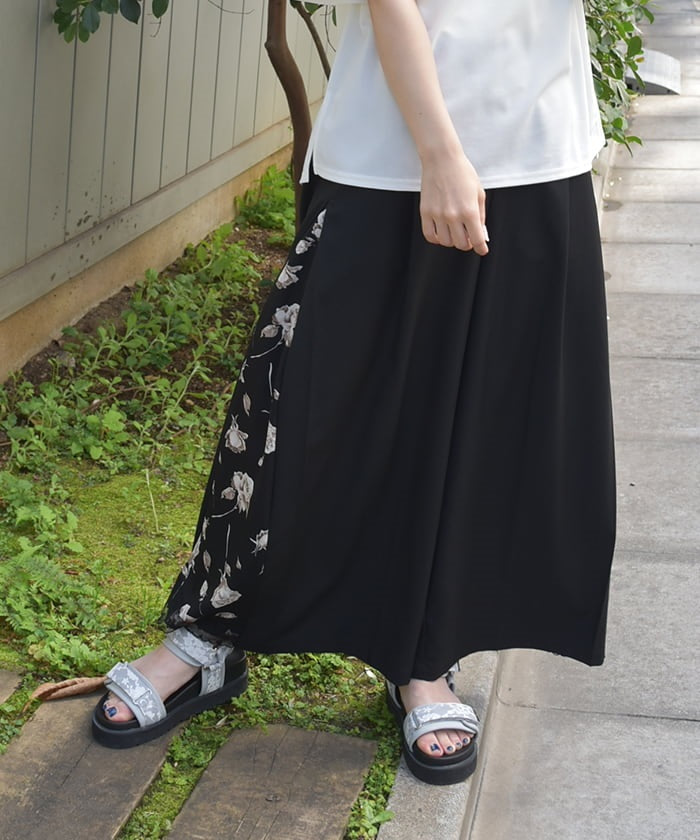 Side Pattern Panel Wide Pants