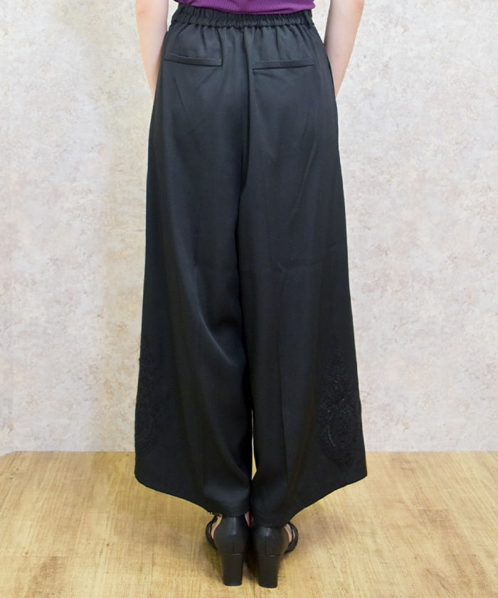 Motif Lace Wide Pants