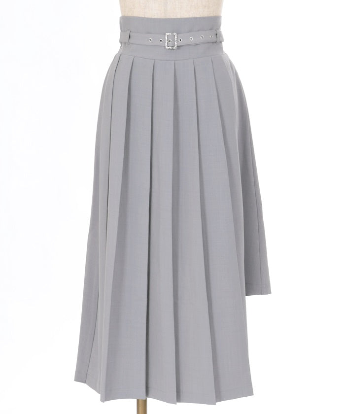 Slit Pleated Skirt with Belt