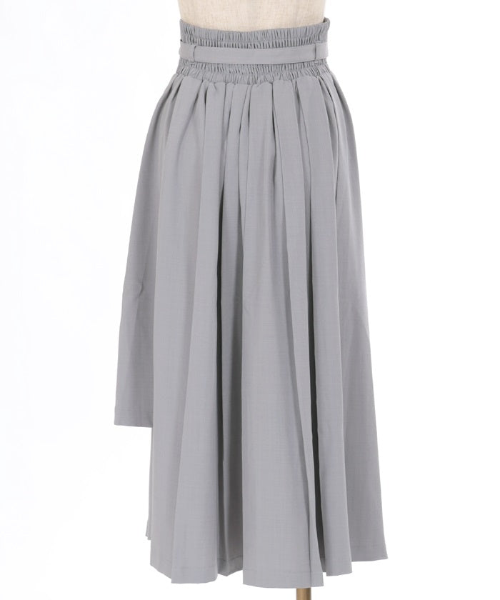 Slit Pleated Skirt with Belt