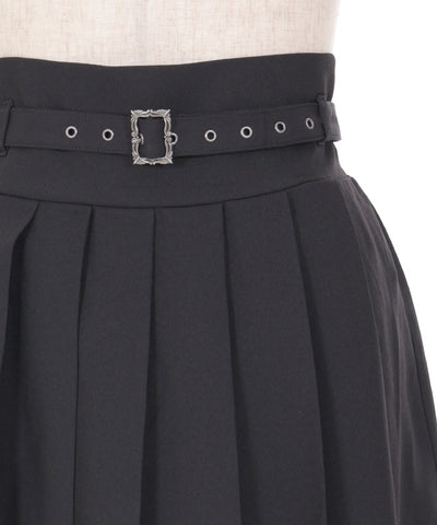 Slit Pleated Skirt with Belt