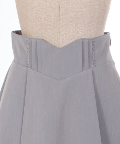 Frill Design Tuck Skirt