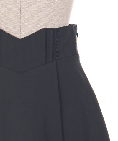 Frill Design Tuck Skirt