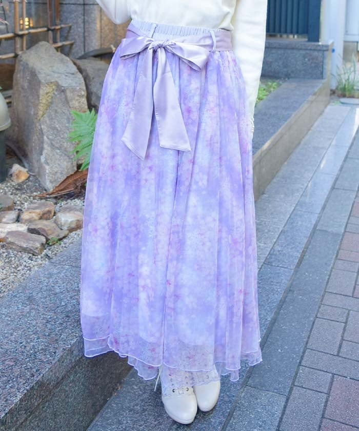 Snow Sakura Pattern Skirt