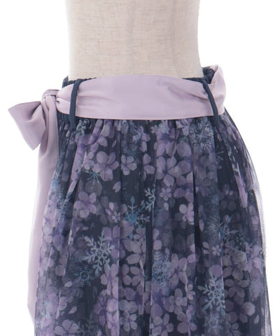 Snow Sakura Pattern Skirt