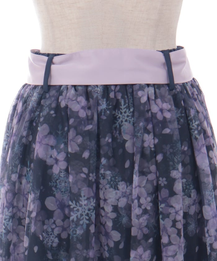 Snow Sakura Pattern Skirt