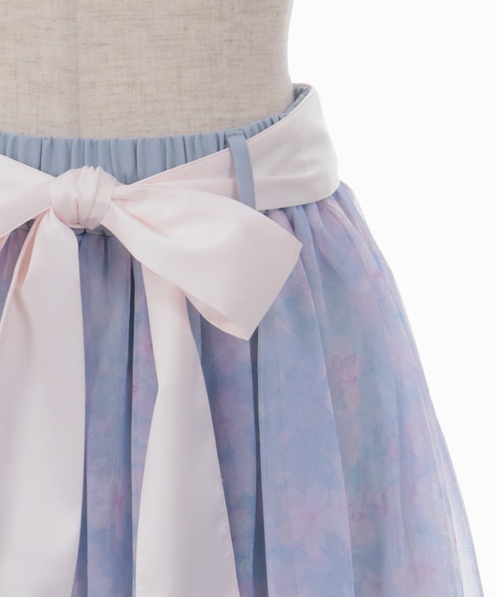 Snow Sakura Pattern Skirt