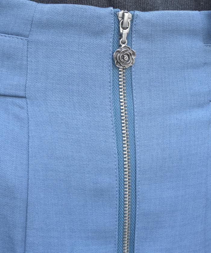 Piping Skirt with Zip