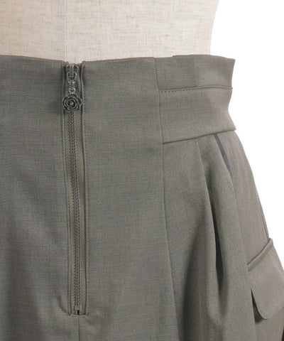 Piping Skirt with Zip