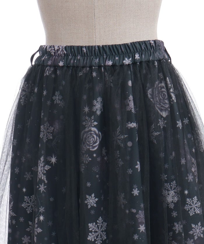 Snow Rose Pattern Skirt