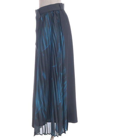 Pleated Panel Skirt