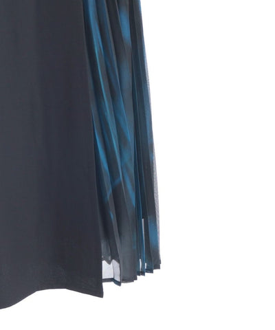Pleated Panel Skirt