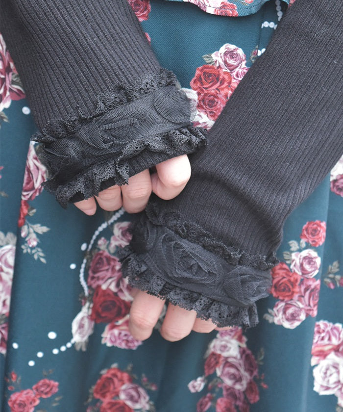 Tulle Rose Lace Panel Pullover