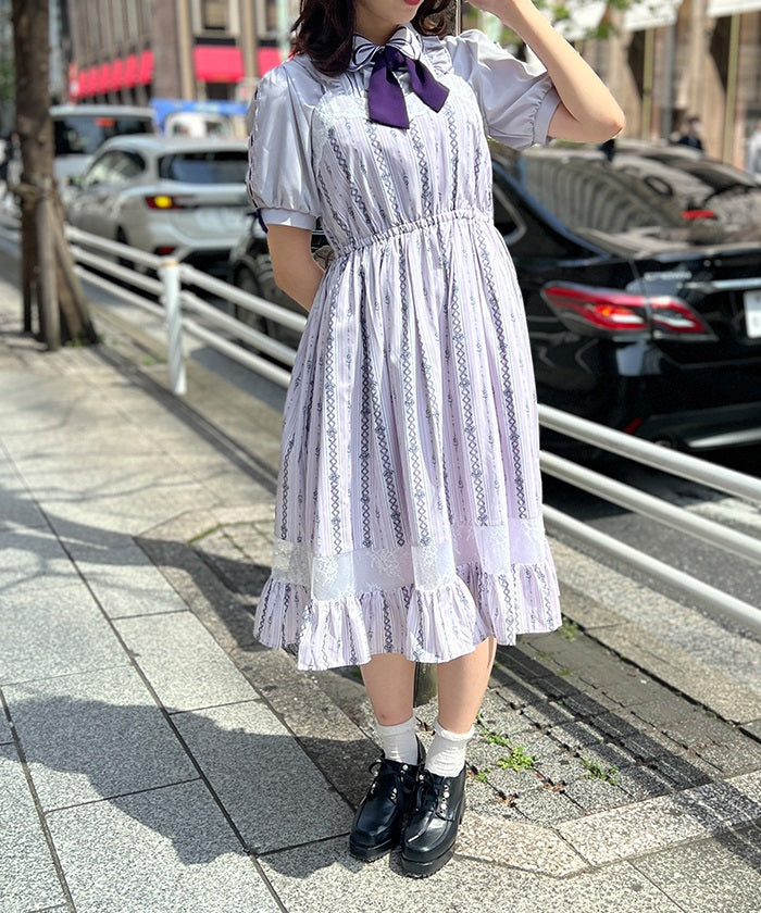 【値下げ中！極美品】23SS AMERI VINTAGE LACE DRESS Ameri（アメリ）の「VINTAGE LIKE LACE DRESS（ワンピース）」 - WEAR