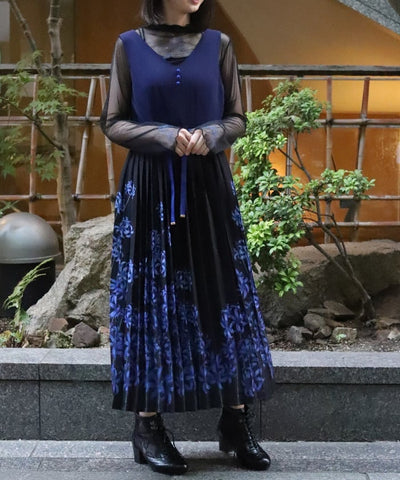 Higanbana Pattern Pleated Jumper Skirt