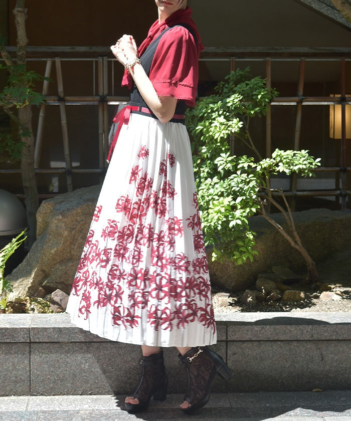Higanbana Pattern Pleated Jumper Skirt – axes femme from JAPAN Higanbana Pattern Pleated Jumper Skirt – axes femme from JAPAN