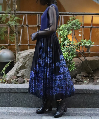 Higanbana Pattern Pleated Jumper Skirt