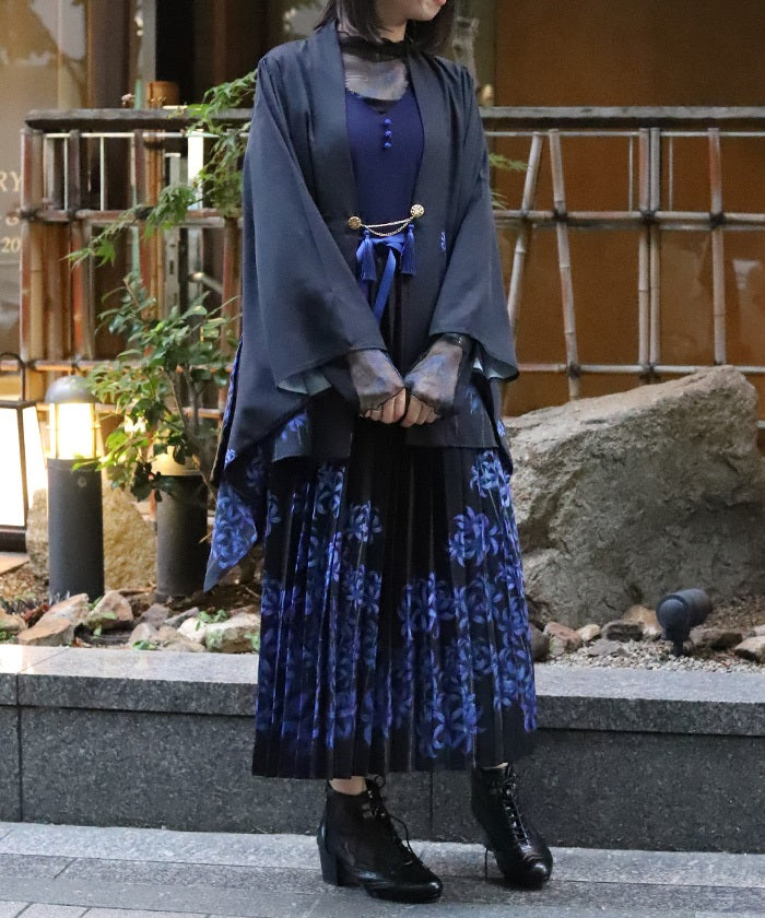 Higanbana Pattern Pleated Jumper Skirt