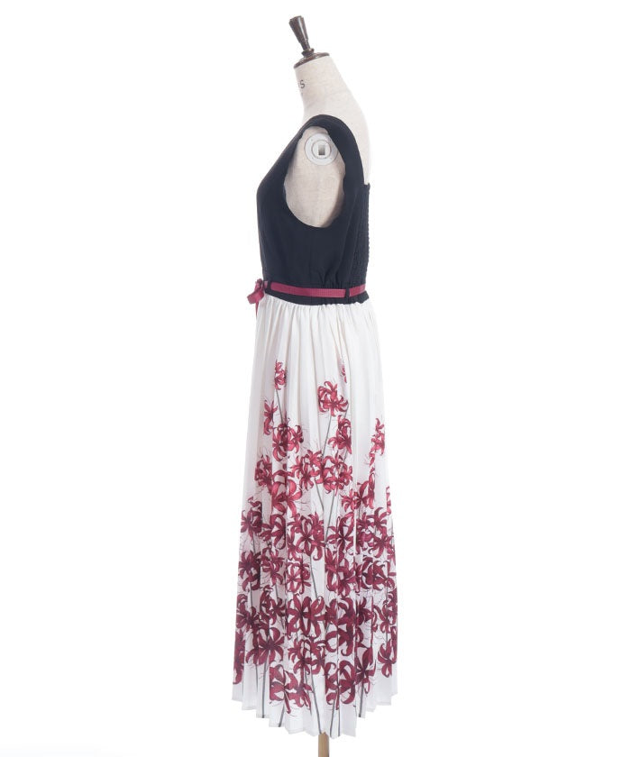 Higanbana Pattern Pleated Jumper Skirt