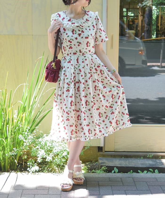 スーツ・フォーマル・ドレス amerivintage cherry rose dress Cherry Rose Pattern Sailor Dress – axes femme from JAPAN