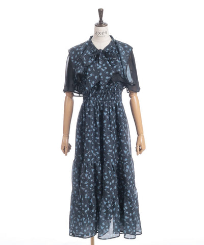 Small Floral Pattern Blouse & Dress Set