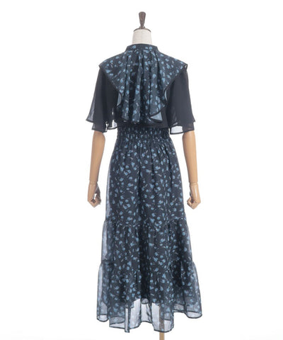 Small Floral Pattern Blouse & Dress Set