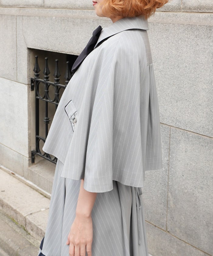 Cape with Bicolor Ribbon – axes femme from JAPAN