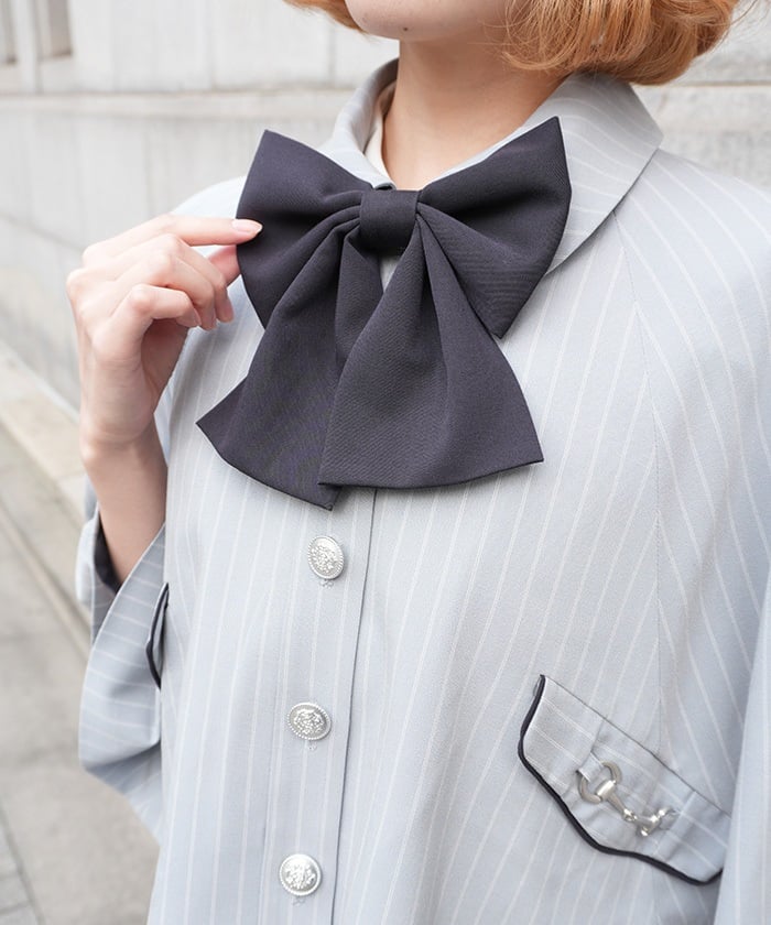 Cape with Bicolor Ribbon – axes femme from JAPAN