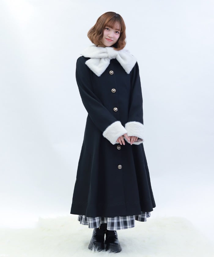 Long Coat with Fur Tippet – axes femme from JAPAN
