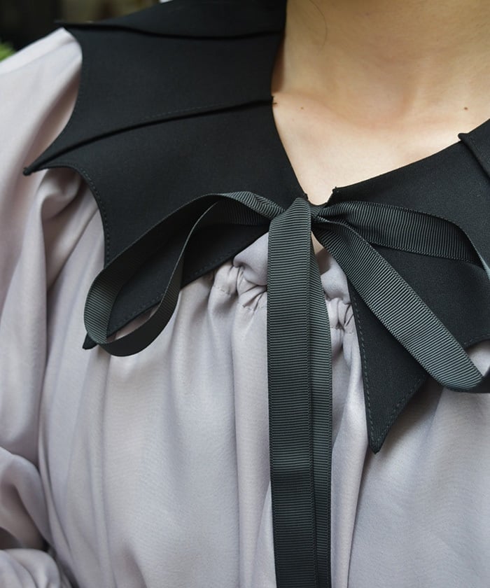 Bat Wings Style Tippet