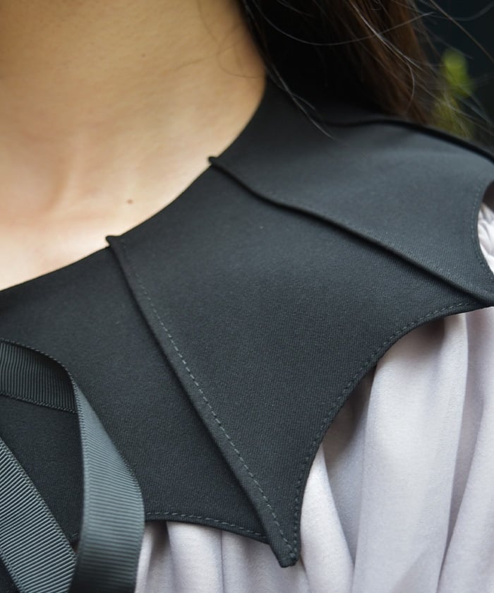 Bat Wings Style Tippet