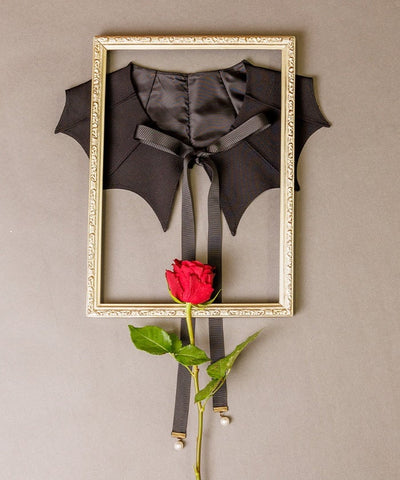 Bat Wings Style Tippet